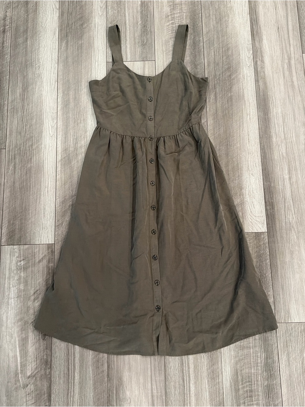 Nicole Miller Olive Green Button-Front Midi Dress